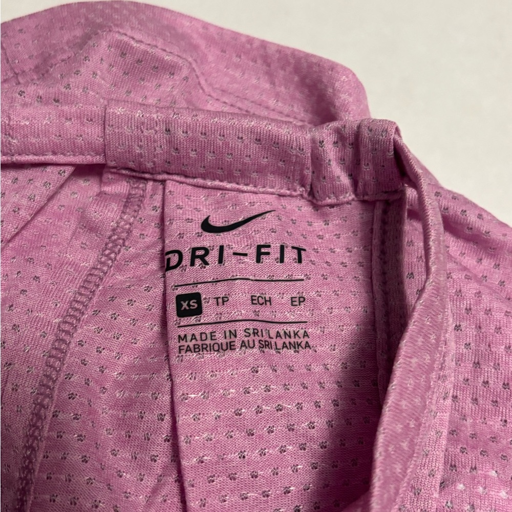 New! Nike Breathe Women Active Top Lilac Color Size XS - Picture 4 of 8